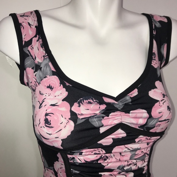 Bizz Girl Black Trim Pink Floral Ruched Tank Top - Picture 4 of 7